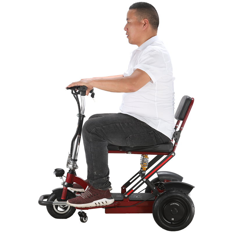 scooter pour personnes &acirc;g&eacute;es