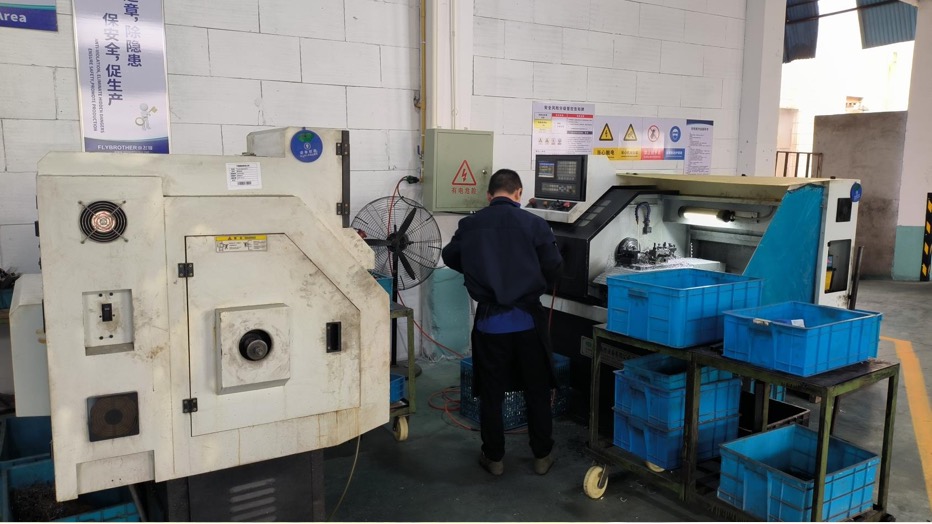 Usine de fauteuils roulants électriques en Chine